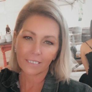 Meet your Posher, Michele